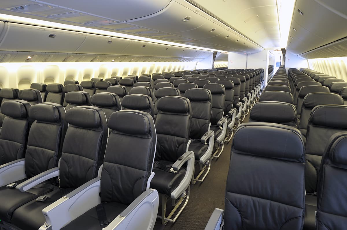 Air Canada Boeing 777-200LR Air Canada Economy cabin photo