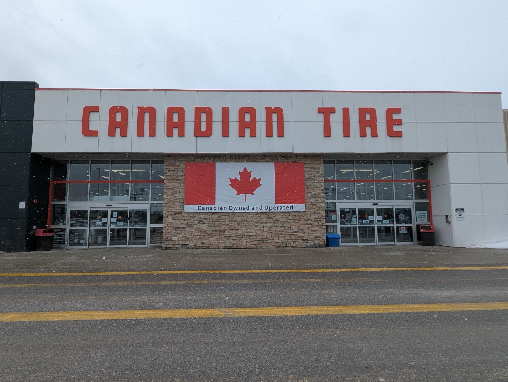 Canadian Tire storefront